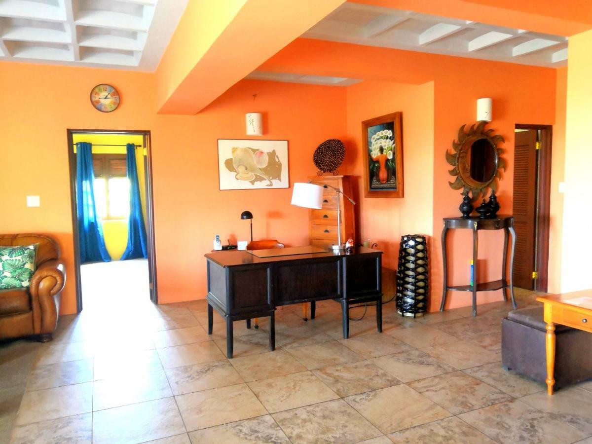 Villa Touloulou English Harbour Exterior photo